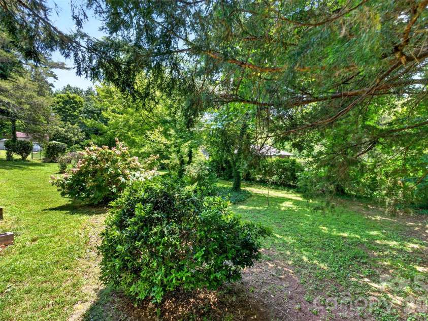 64 Second Street, Tryon, NC 28782.  MLS# CAR4395265, YatesRealty ID 38214. 