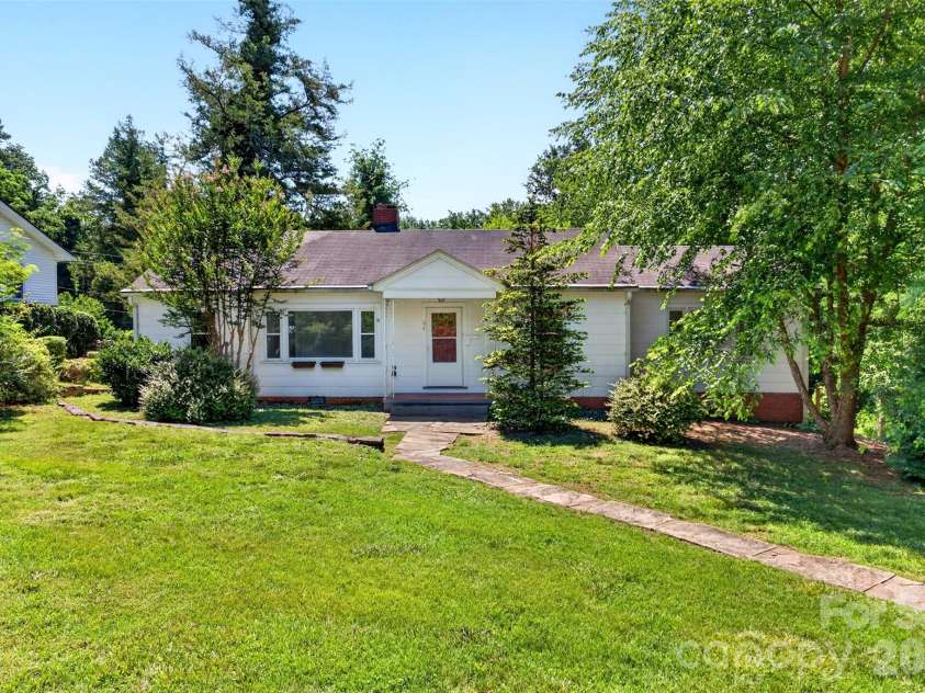 64 Second Street, Tryon, NC 28782.  MLS# CAR4395265, YatesRealty ID 38214. 
