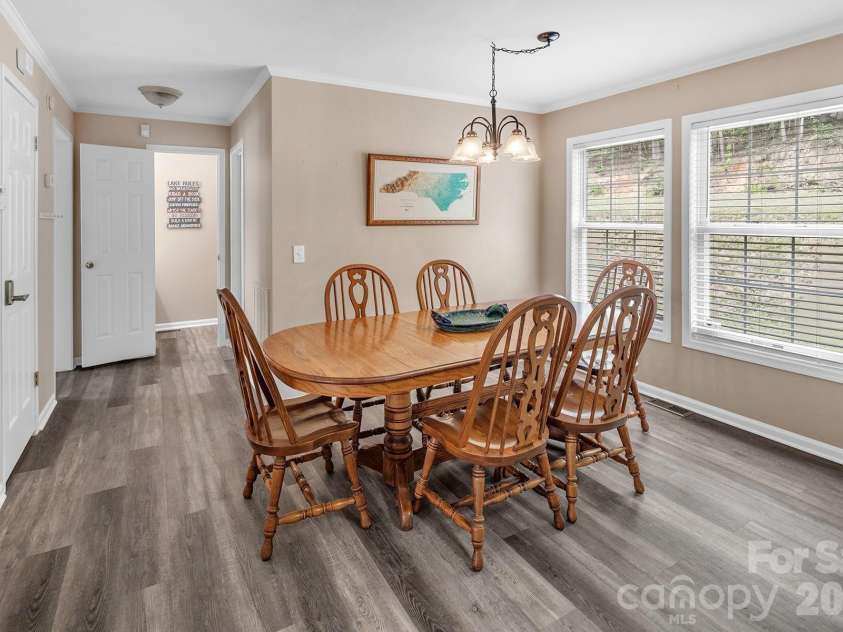 273 Lakewood Circle, Troy, NC 27371.  MLS# CAR4397734, YatesRealty ID 38221. 