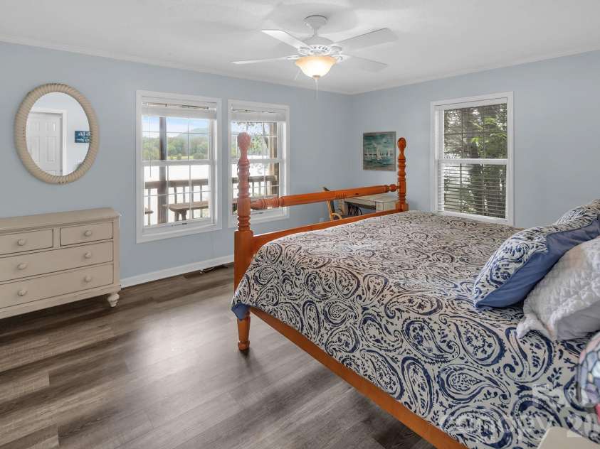 273 Lakewood Circle, Troy, NC 27371.  MLS# CAR4397734, YatesRealty ID 38221. 