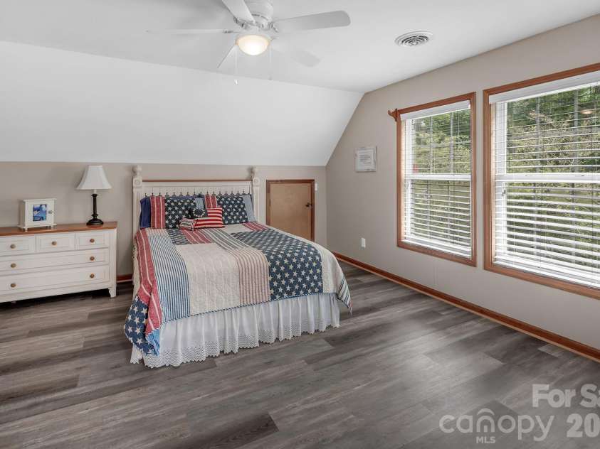 273 Lakewood Circle, Troy, NC 27371.  MLS# CAR4397734, YatesRealty ID 38221. 