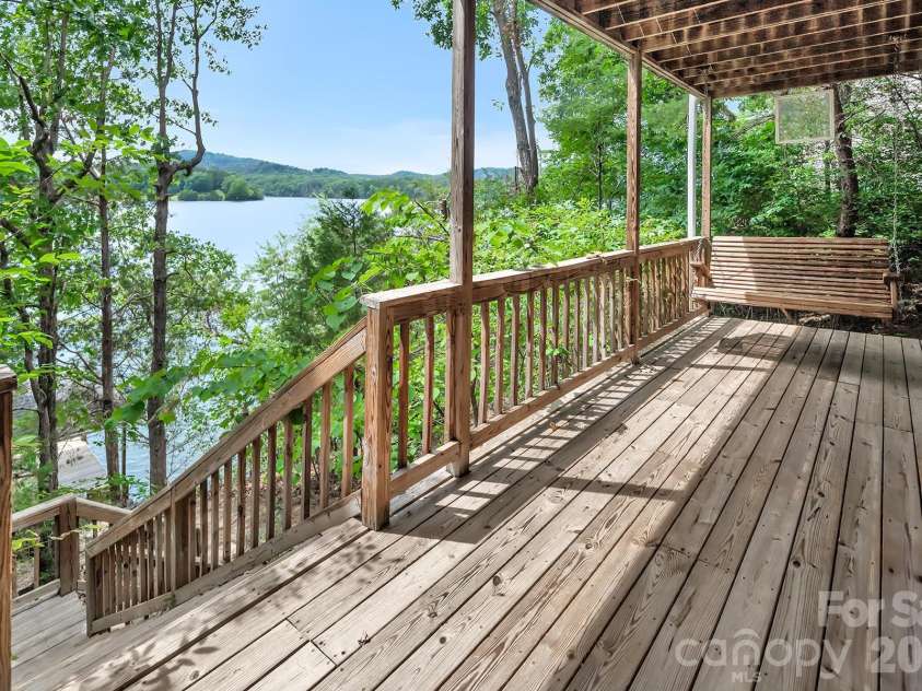 273 Lakewood Circle, Troy, NC 27371.  MLS# CAR4397734, YatesRealty ID 38221. 