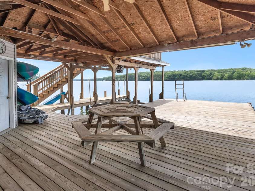 273 Lakewood Circle, Troy, NC 27371.  MLS# CAR4397734, YatesRealty ID 38221. 