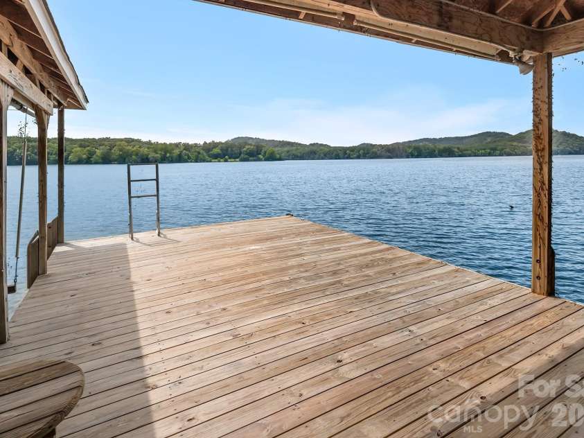 273 Lakewood Circle, Troy, NC 27371.  MLS# CAR4397734, YatesRealty ID 38221. 