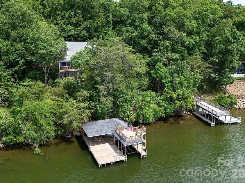 273 Lakewood Circle, Troy, NC 27371.  MLS# CAR4397734, YatesRealty ID 38221. 