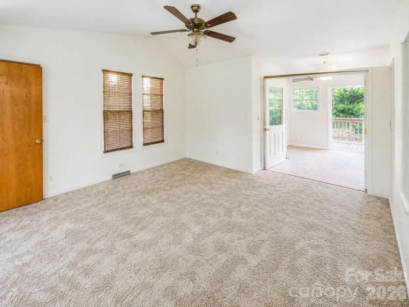 625 Stillwater Court, Clover, SC 29710.  MLS# CAR4364329, YatesRealty ID 38224. 