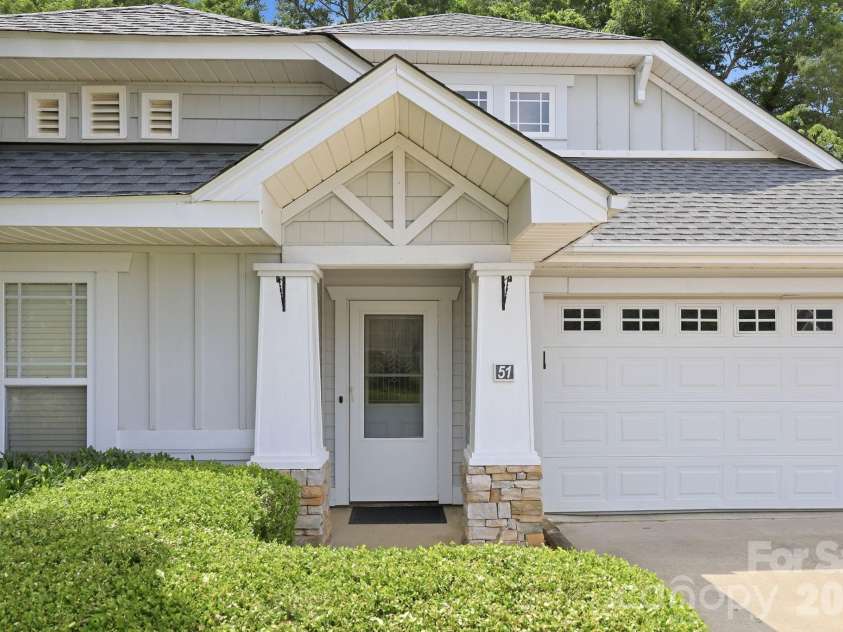 51 Sunview Circle, Arden, NC 28704.  MLS# CAR4397964, YatesRealty ID 38226. 