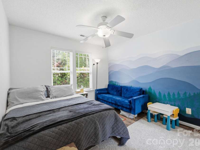51 Sunview Circle, Arden, NC 28704.  MLS# CAR4397964, YatesRealty ID 38226. 
