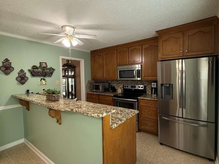 1100 Jennifer Lane, Cherryville, NC 28021.  MLS# CAR4400646, YatesRealty ID 38227. 