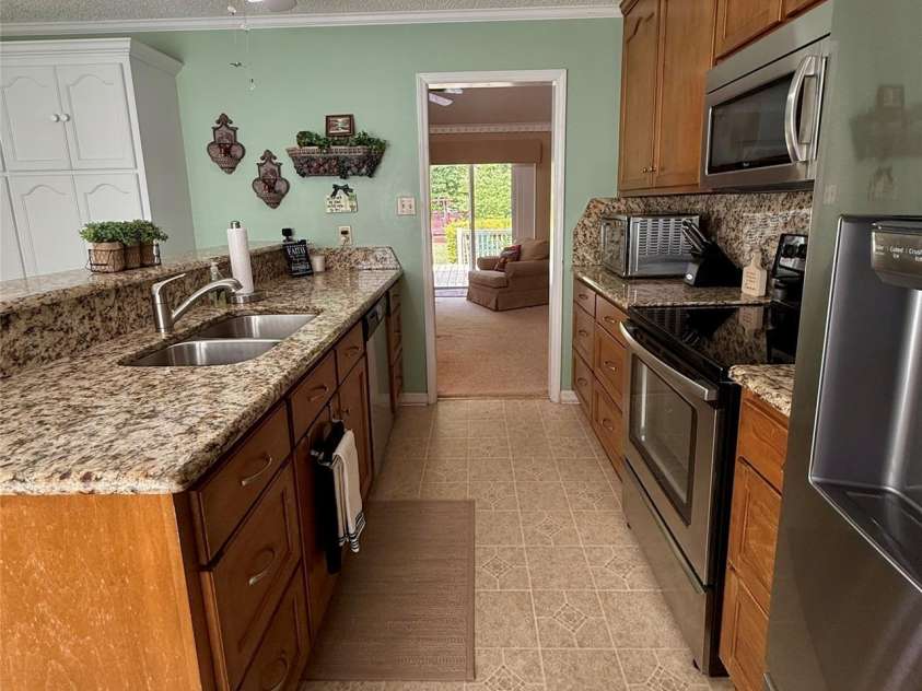 1100 Jennifer Lane, Cherryville, NC 28021.  MLS# CAR4400646, YatesRealty ID 38227. 
