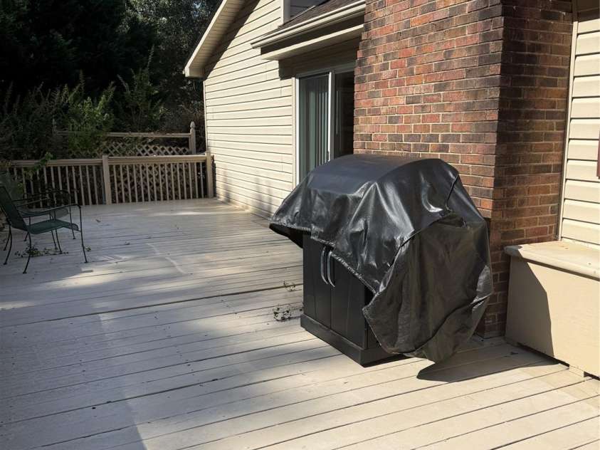 1100 Jennifer Lane, Cherryville, NC 28021.  MLS# CAR4400646, YatesRealty ID 38227. Back Deck