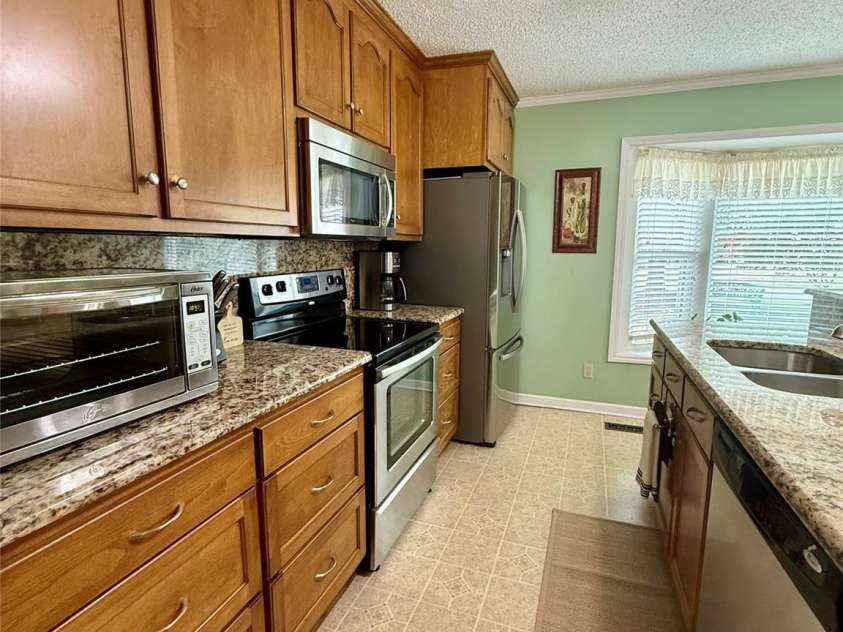 1100 Jennifer Lane, Cherryville, NC 28021.  MLS# CAR4400646, YatesRealty ID 38227. Kitchen