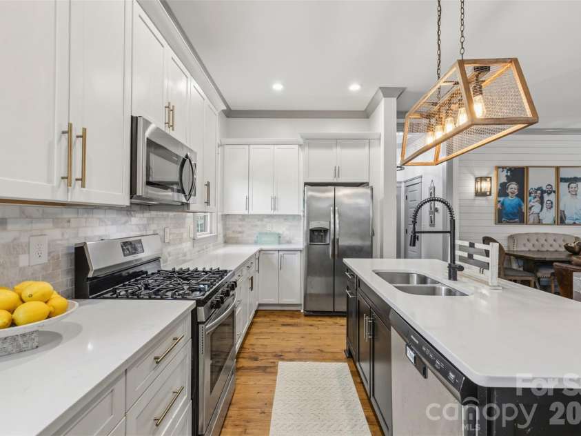 129 Bryant Street, Belmont, NC 28012.  MLS# CAR4398951, YatesRealty ID 38228. 