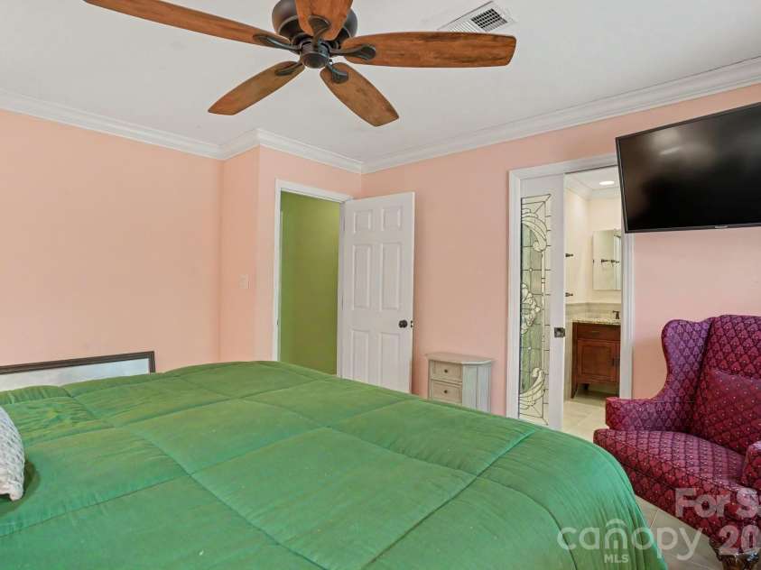 121 1st Street, Oak Island, NC 28465.  MLS# CAR4404040, YatesRealty ID 38229. 