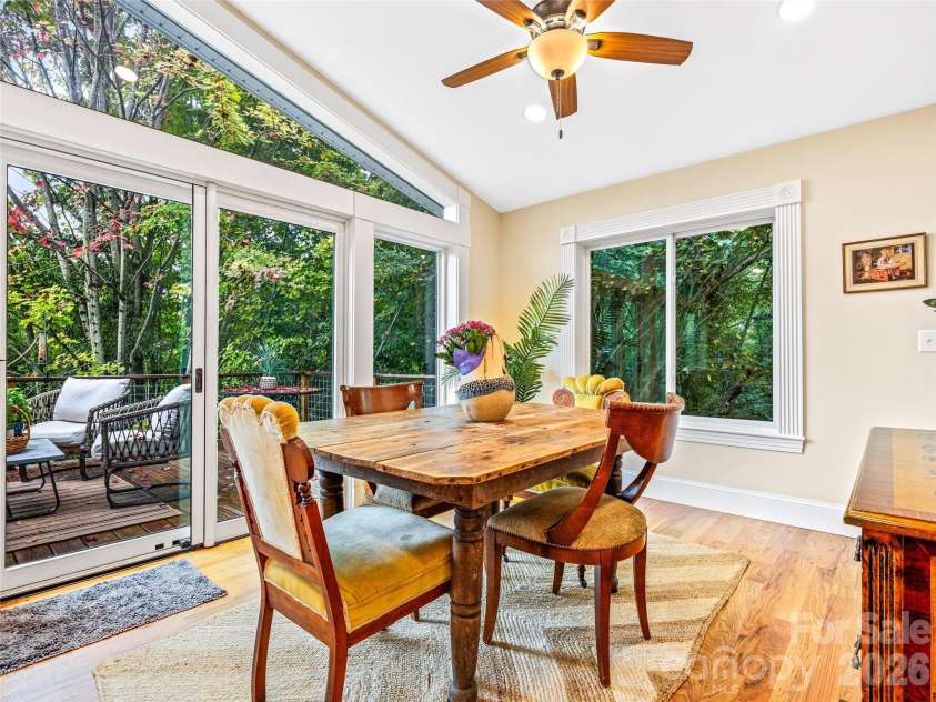 138 French Broad Avenue, Asheville, NC 28801.  MLS# CAR4301394, YatesRealty ID 3823. 
