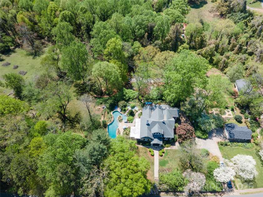 447 Washington Street, Rutherfordton, NC 28139.  MLS# CAR4323282, YatesRealty ID 3823. 