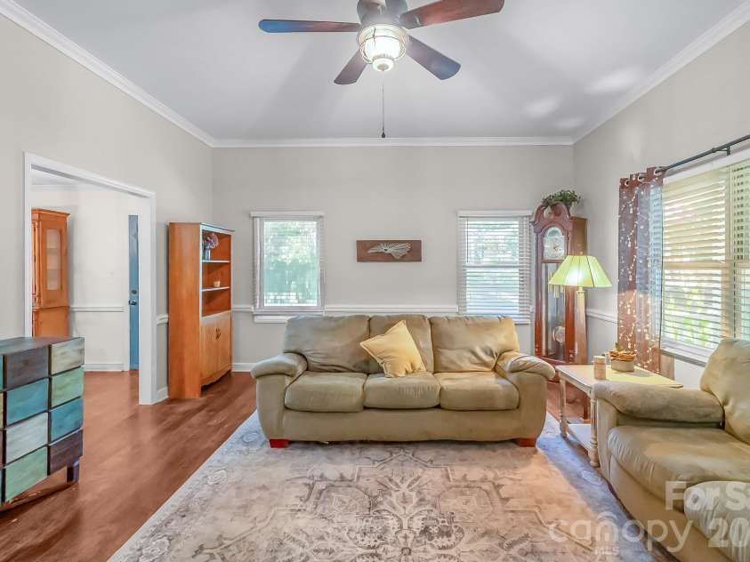 3623 Wonderland Drive, Matthews, NC 28104.  MLS# CAR4399769, YatesRealty ID 38231. 