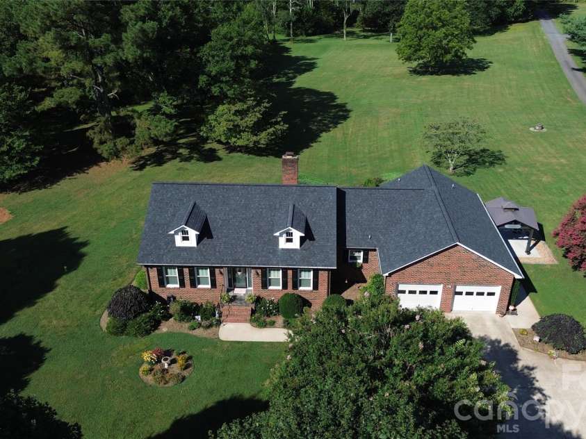 1730 Smith Farm Road, Lincolnton, NC 28092.  MLS# CAR4387727, YatesRealty ID 38232. 