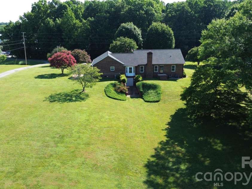 1730 Smith Farm Road, Lincolnton, NC 28092.  MLS# CAR4387727, YatesRealty ID 38232. 