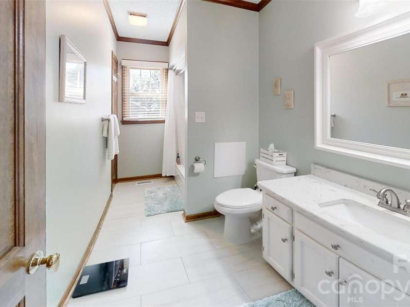 1730 Smith Farm Road, Lincolnton, NC 28092.  MLS# CAR4387727, YatesRealty ID 38232. 