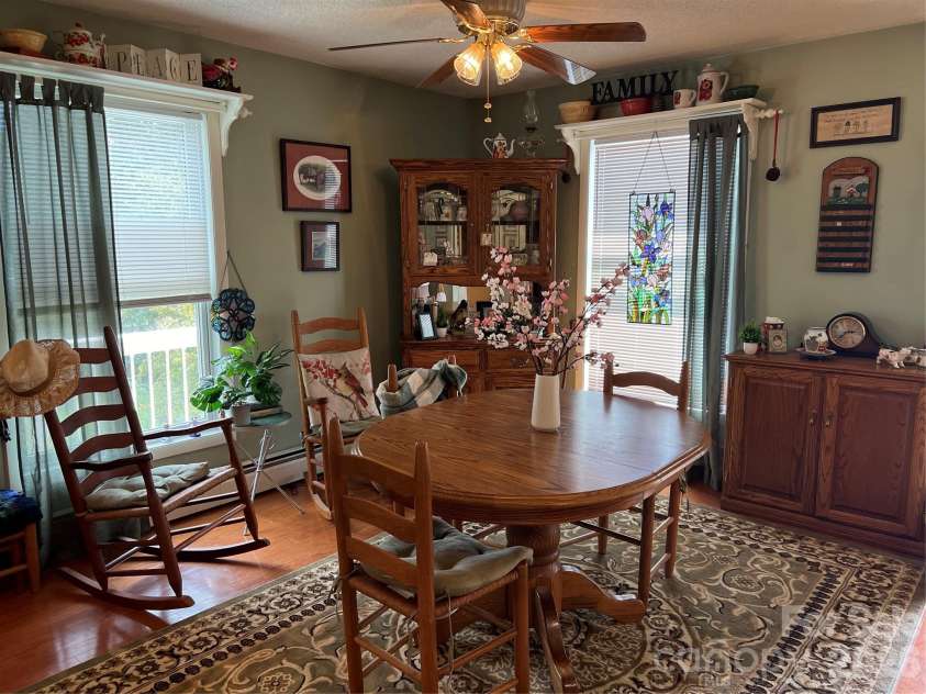 530 West Side Road, Burnsville, NC 28714.  MLS# CAR4403042, YatesRealty ID 38233. Dining Room