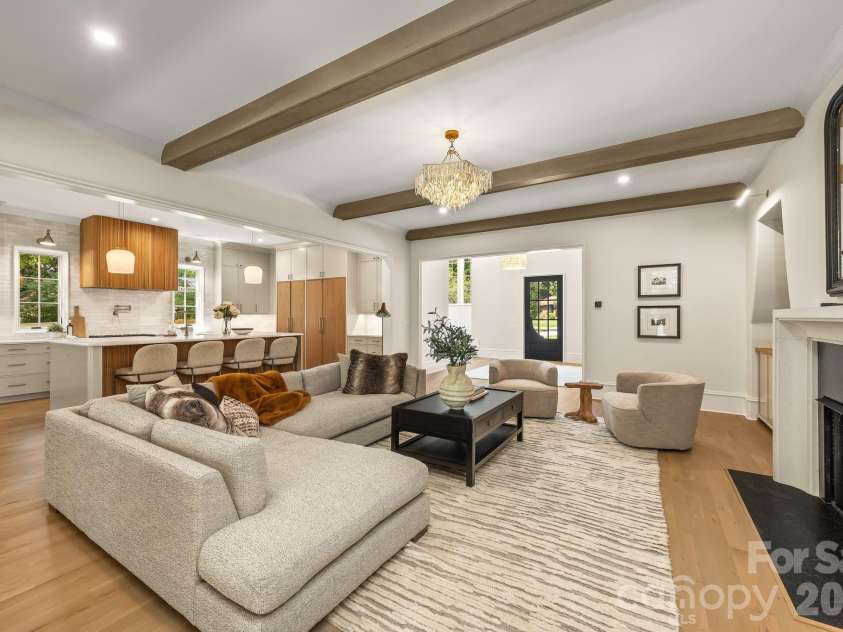 5555 Lansing Drive, Charlotte, NC 28270.  MLS# CAR4395267, YatesRealty ID 38234. 