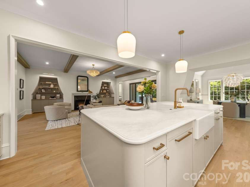 5555 Lansing Drive, Charlotte, NC 28270.  MLS# CAR4395267, YatesRealty ID 38234. 