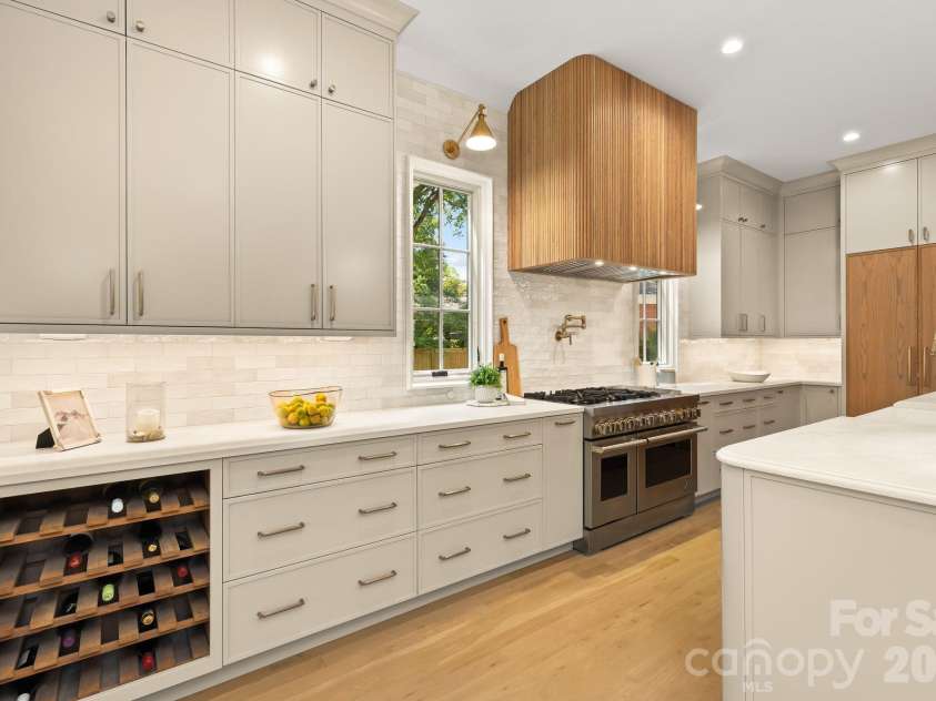5555 Lansing Drive, Charlotte, NC 28270.  MLS# CAR4395267, YatesRealty ID 38234. 