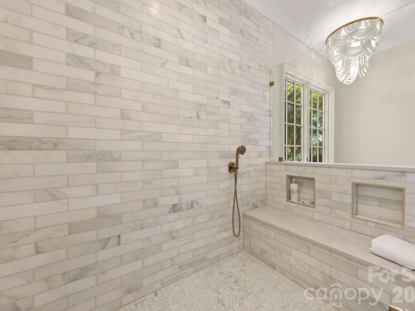 5555 Lansing Drive, Charlotte, NC 28270.  MLS# CAR4395267, YatesRealty ID 38234. 