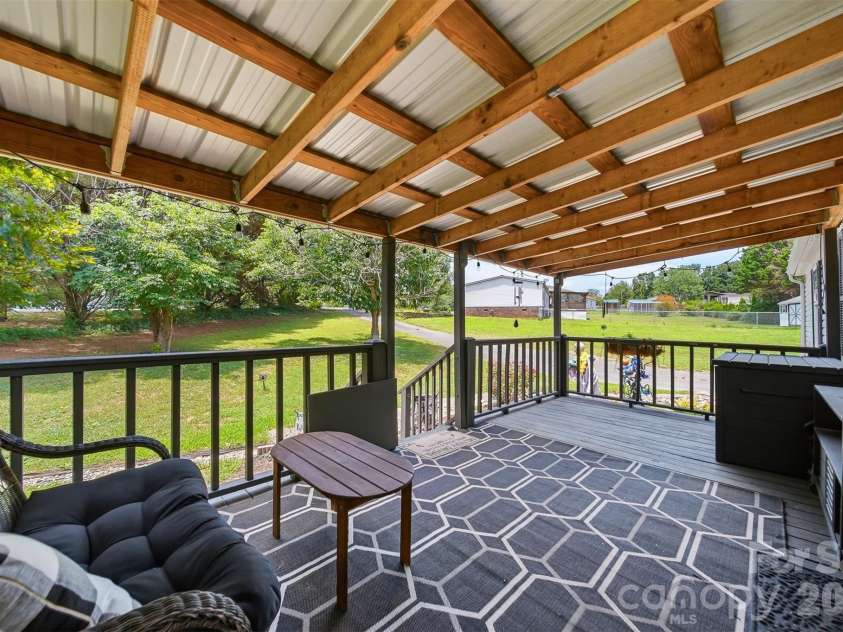 3627 Beachtree Drive, Hudson, NC 28638.  MLS# CAR4403922, YatesRealty ID 38235. 