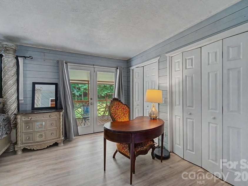 26 Cowee Woods Court, Franklin, NC 28734.  MLS# CAR4402886, YatesRealty ID 38236. 