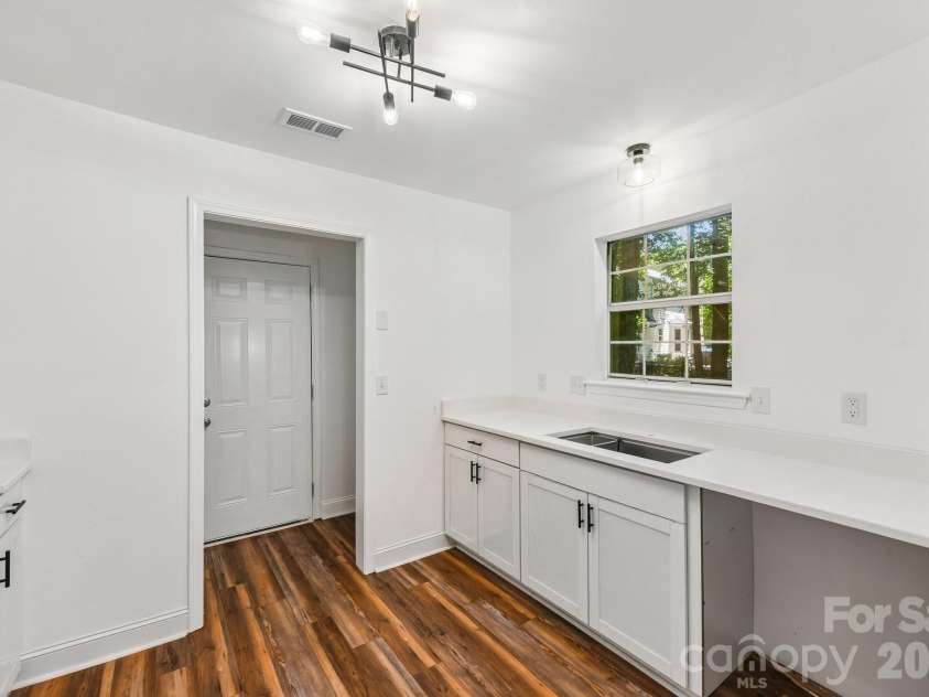 103 Worden Court, Huntersville, NC 28078.  MLS# CAR4404875, YatesRealty ID 38237. 