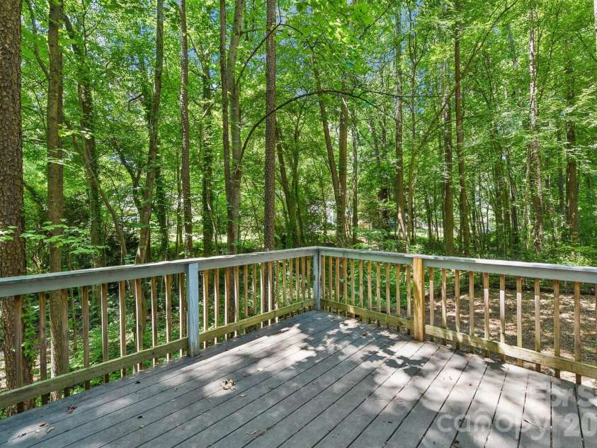 103 Worden Court, Huntersville, NC 28078.  MLS# CAR4404875, YatesRealty ID 38237. 