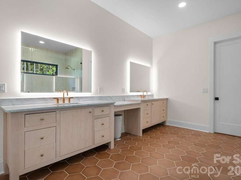 3738 George Court, Denver, NC 28037.  MLS# CAR4404891, YatesRealty ID 38238. 