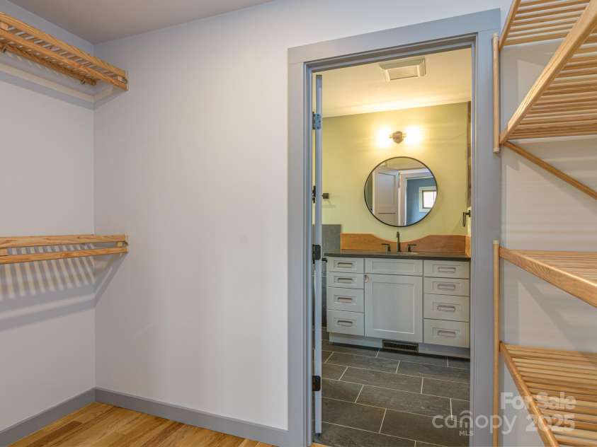 147 Abundance Run, Asheville, NC 28805.  MLS# CAR4240890, YatesRealty ID 3824. Walk thru closet in the master ensuite