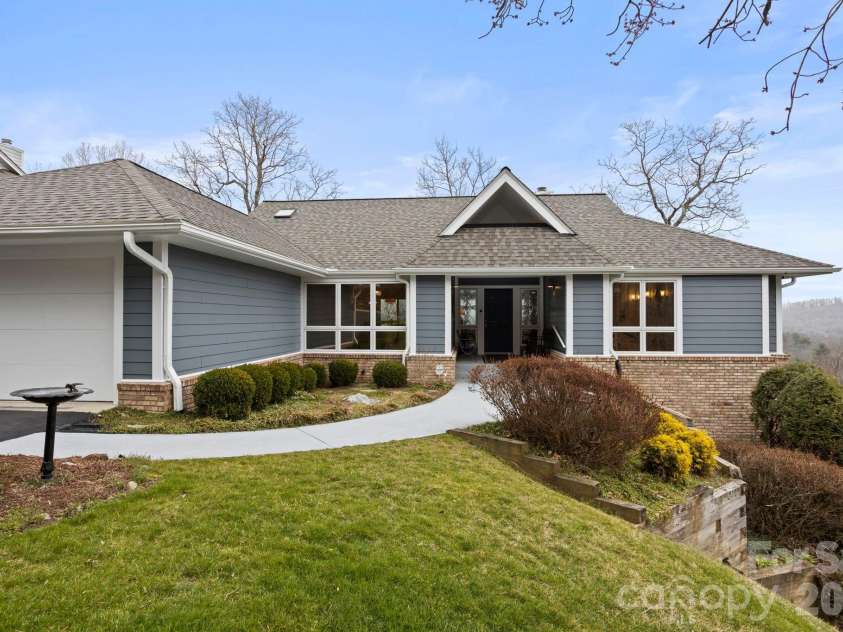 330 Dawnbrook Drive, Flat Rock, NC 28731.  MLS# CAR4355214, YatesRealty ID 3824. 