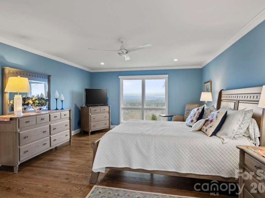 330 Dawnbrook Drive, Flat Rock, NC 28731.  MLS# CAR4355214, YatesRealty ID 3824. 