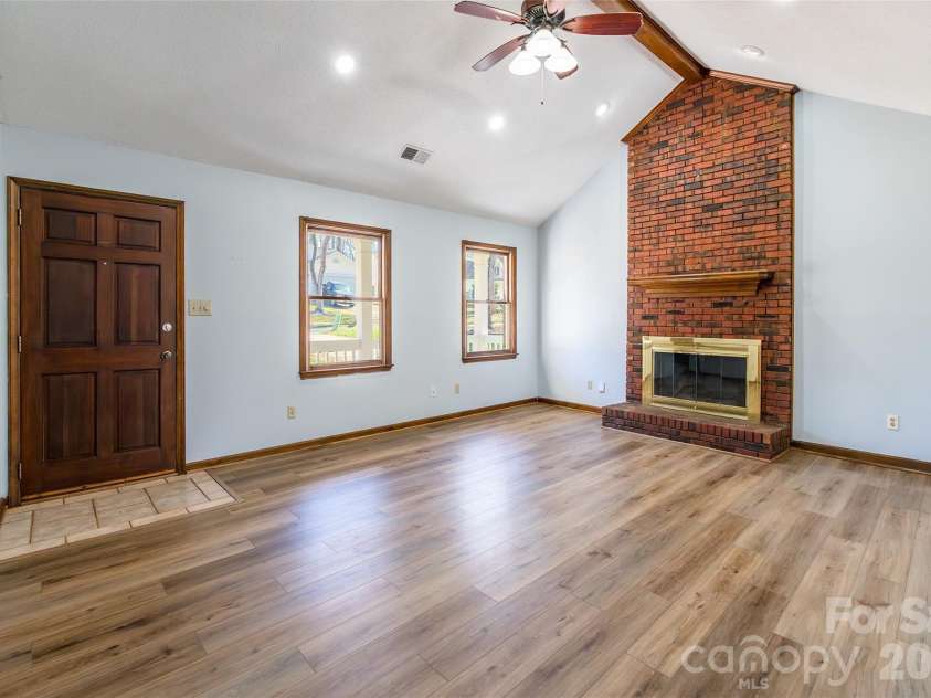 7225 McTeal Place, Charlotte, NC 28262.  MLS# CAR4334886, YatesRealty ID 3824. 