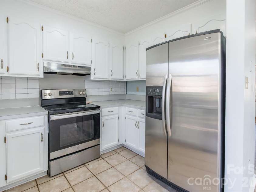 7225 McTeal Place, Charlotte, NC 28262.  MLS# CAR4334886, YatesRealty ID 3824. 