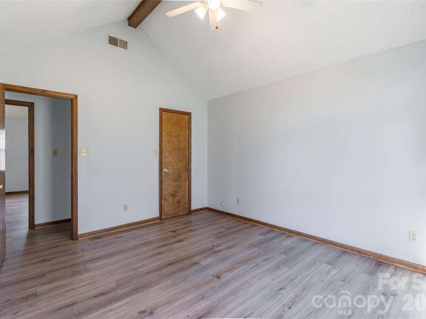 7225 McTeal Place, Charlotte, NC 28262.  MLS# CAR4334886, YatesRealty ID 3824. 