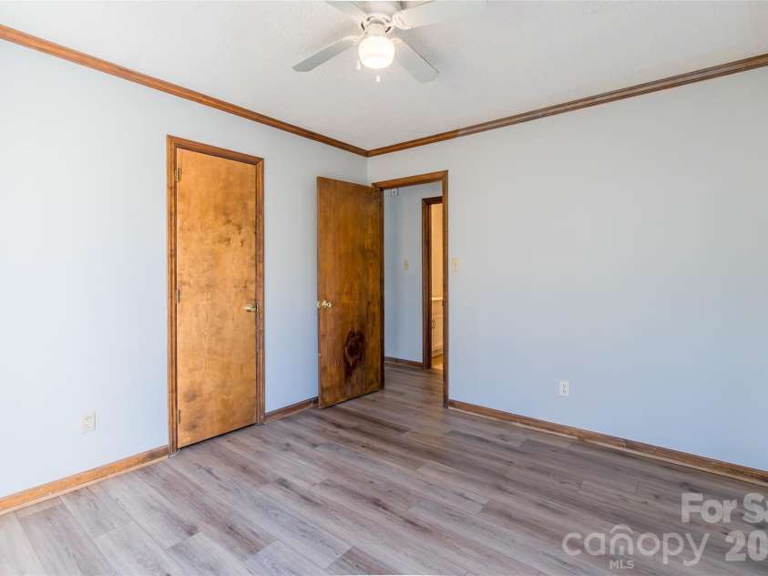 7225 McTeal Place, Charlotte, NC 28262.  MLS# CAR4334886, YatesRealty ID 3824. 