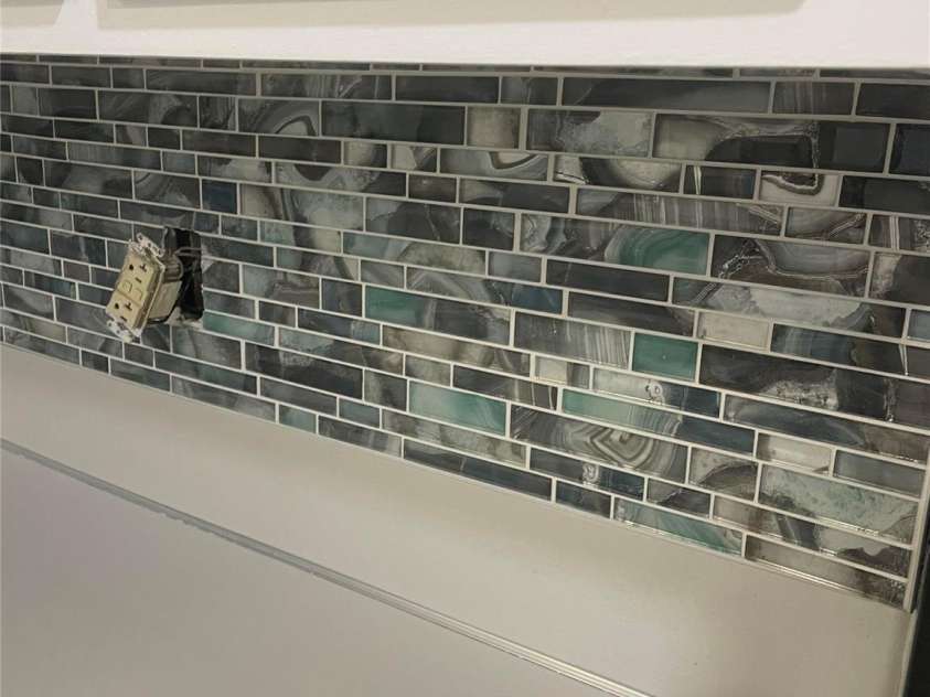 7225 McTeal Place, Charlotte, NC 28262.  MLS# CAR4334886, YatesRealty ID 3824. 