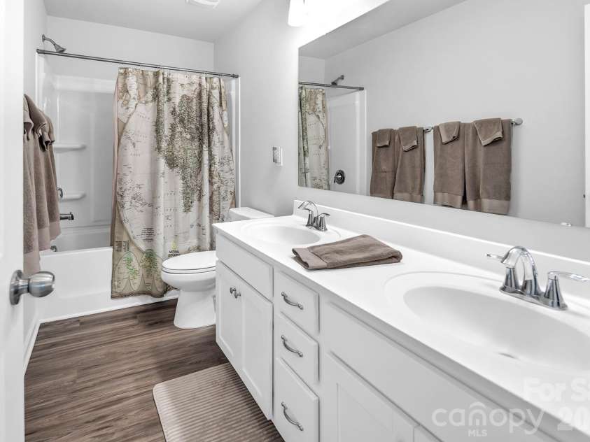 3591 Cerelia Lane, Denver, NC 28037.  MLS# CAR4402086, YatesRealty ID 38241. Full Bath upstairs