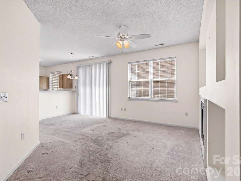 9035 Meadowmont View Drive, Charlotte, NC 28269.  MLS# CAR4402729, YatesRealty ID 38244. 