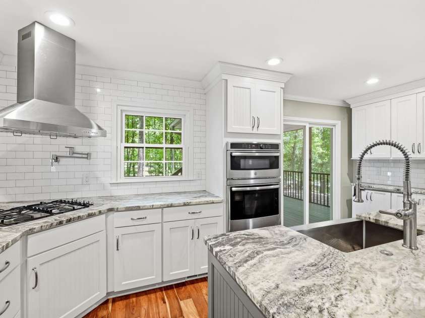 9475 Man O War Road, Fort Mill, SC 29707.  MLS# CAR4402394, YatesRealty ID 38245. 