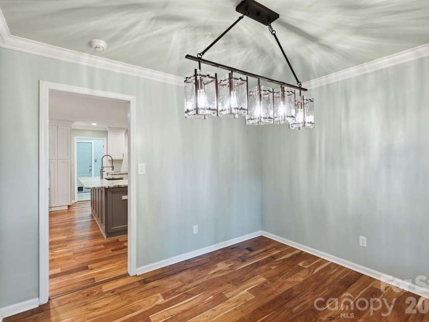 9475 Man O War Road, Fort Mill, SC 29707.  MLS# CAR4402394, YatesRealty ID 38245. 