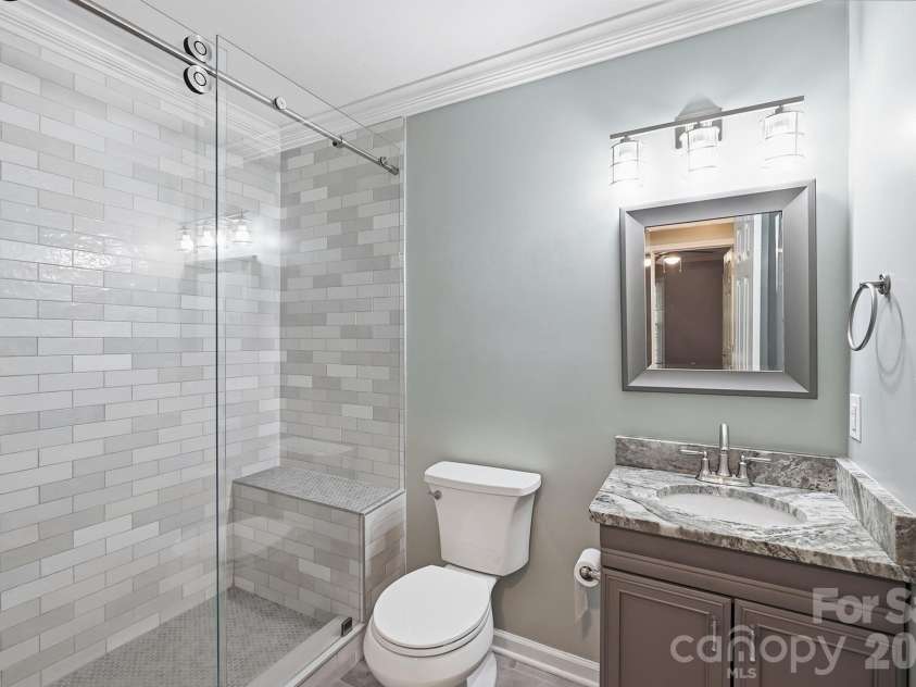 9475 Man O War Road, Fort Mill, SC 29707.  MLS# CAR4402394, YatesRealty ID 38245. 