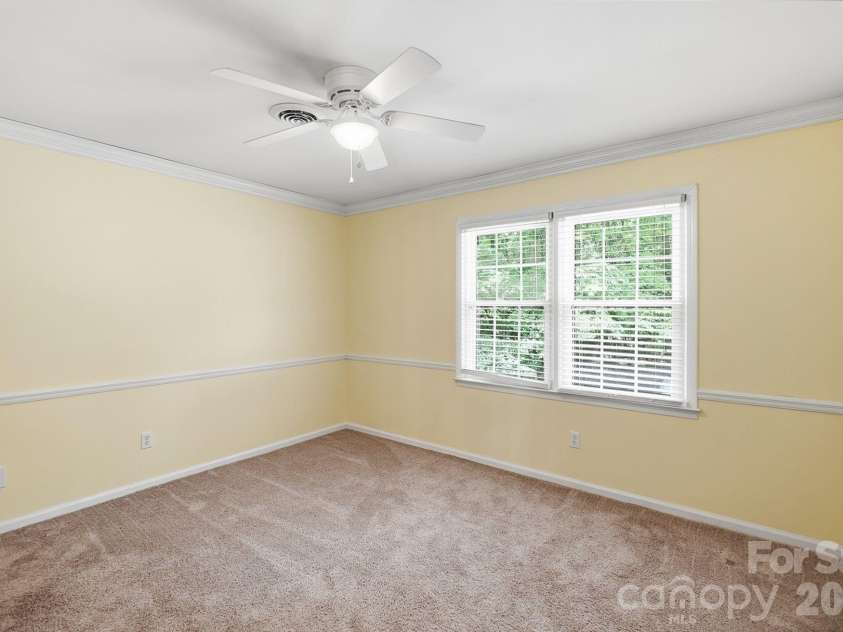 9475 Man O War Road, Fort Mill, SC 29707.  MLS# CAR4402394, YatesRealty ID 38245. 