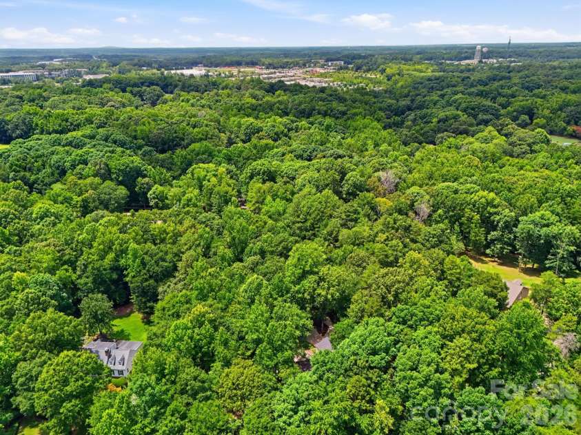 9475 Man O War Road, Fort Mill, SC 29707.  MLS# CAR4402394, YatesRealty ID 38245. 