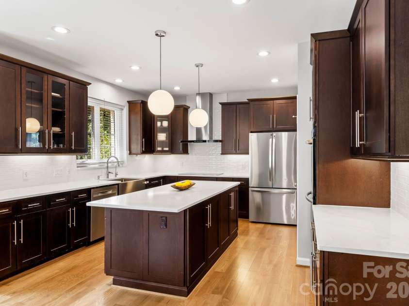 2718 Peverell Lane, Charlotte, NC 28270.  MLS# CAR4402678, YatesRealty ID 38247. 